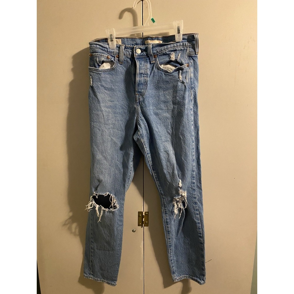 Levi's Premium Wedgie Ankle Jeans Size 28 Athens No Way Blue Distressed Button